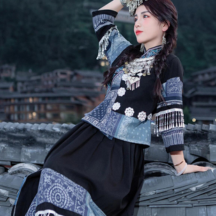 苗族蜡染服装女土家族民族风演出服湘西贵州云南旅游穿搭网红写真