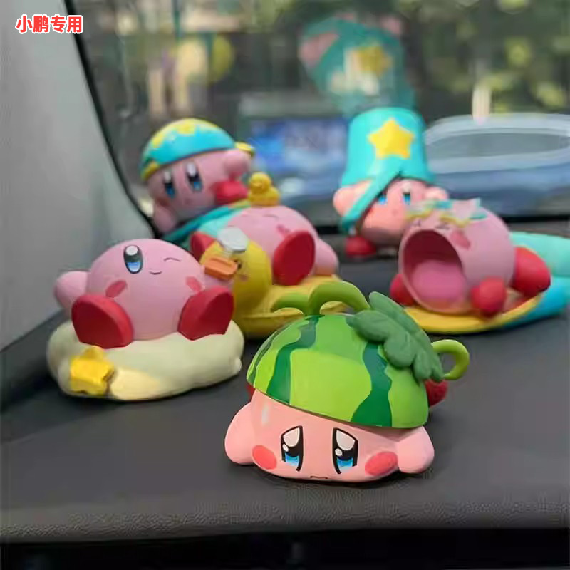适用于小鹏车载摆件装饰品可爱中控玩偶mona03/p7+/g6g9x9/m03g3i