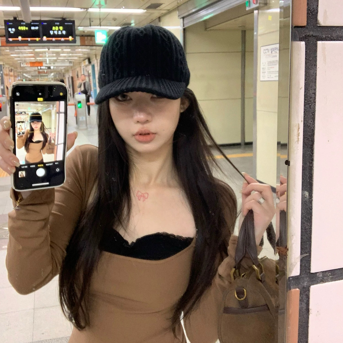 SAVAGE-韩系复古纯欲小女人U领拼接假两件加绒长袖T恤小衫A202610