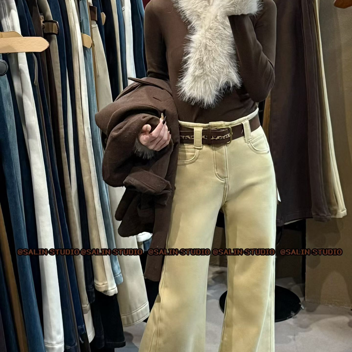 SALIN莎琳-冬上新复古风水洗喇叭裤加绒牛仔裤(配腰带)7727-3复合