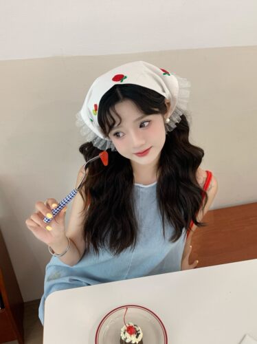 奈里nicein独立设计 逃跑苹果 可爱in甜美少女感纽扣蕾丝头饰头巾