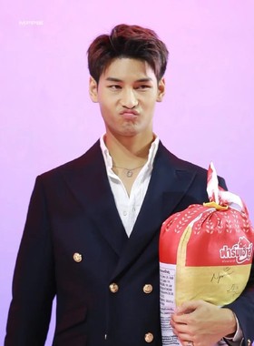 APO陈立波同款双层几何纹理形方框钛钢项链圈锁骨链黑帮少爷爱上W