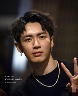 柯震东同款满锆石闪钻钛钢底项链圈还退色不够善良的我们大于饰品