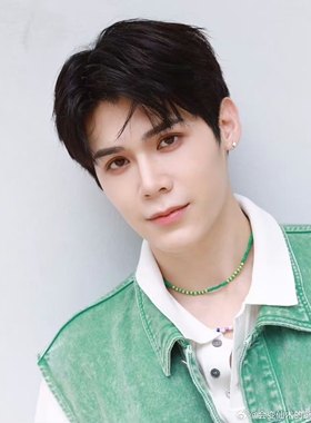 FortPeat桃姐同款绿色珠淡水珍珠彩珠项链圈锁骨潮酷泰爱在空气中