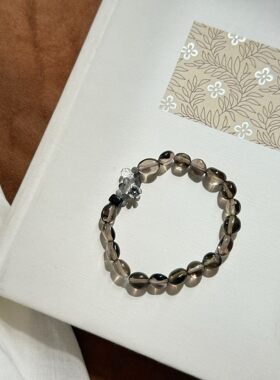 原创天然茶晶小花天然石冷淡风降真香手串百搭时尚新中式复古手饰