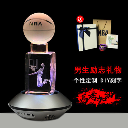 科比篮球纪念礼物生日实用男生成人礼送男友同学高考詹姆斯摆件