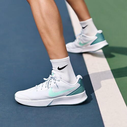 Nike/耐克正品Vapor Lite 3女士网眼透气运动网球鞋FZ2156-106
