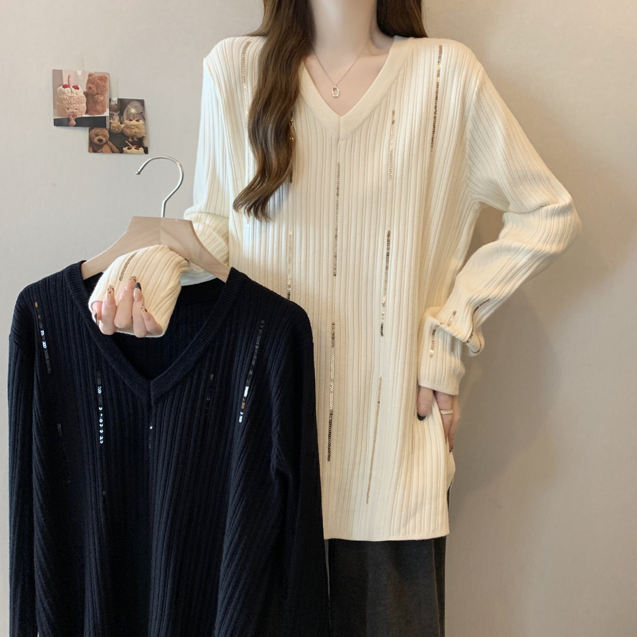 实拍2025秋冬新款大码胖MM韩版宽松型珠片V领打底衫/长袖柔软毛衫,女装/女士精品,大码内搭,淘宝优惠券,粉丝福利购,淘宝优惠卷