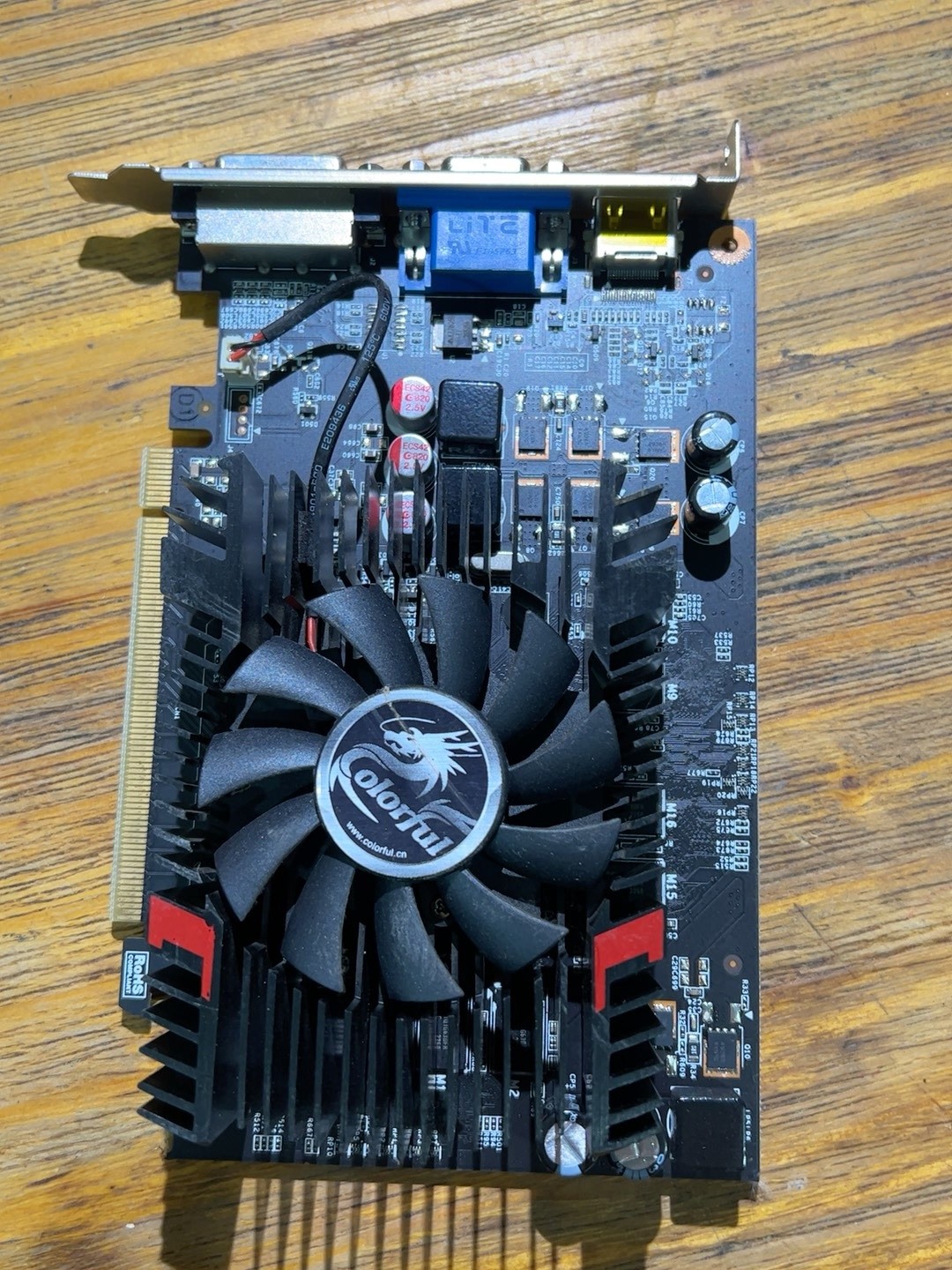 七彩虹  gt630  灵动鲨- 1gd3 显卡1片