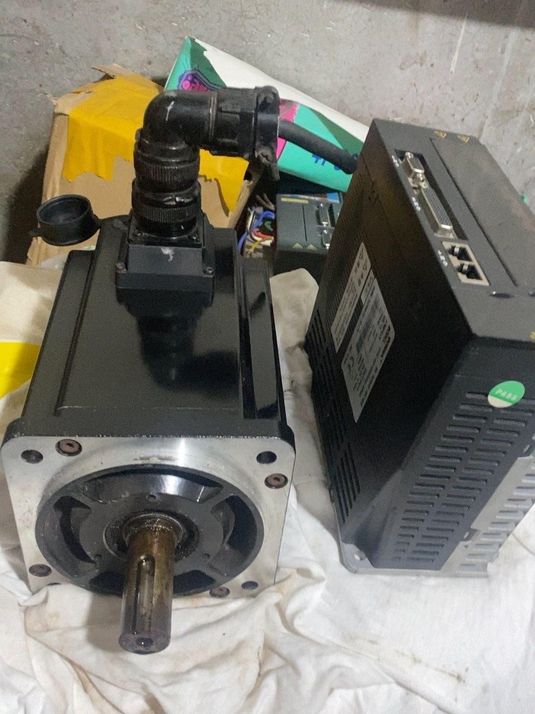 东菱2千瓦电机12.7牛米,130dnma2-0002bka