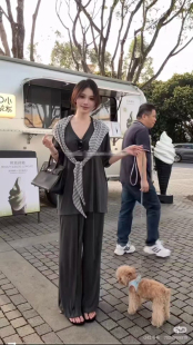 垂感套裝 2025夏季 女25182 休閑褲 條紋披肩 新款 慵懶風V領寬松T恤