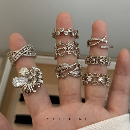 MEIRLINC浅金复古vintage小众设计高级新款百搭轻奢扣法式气质ins