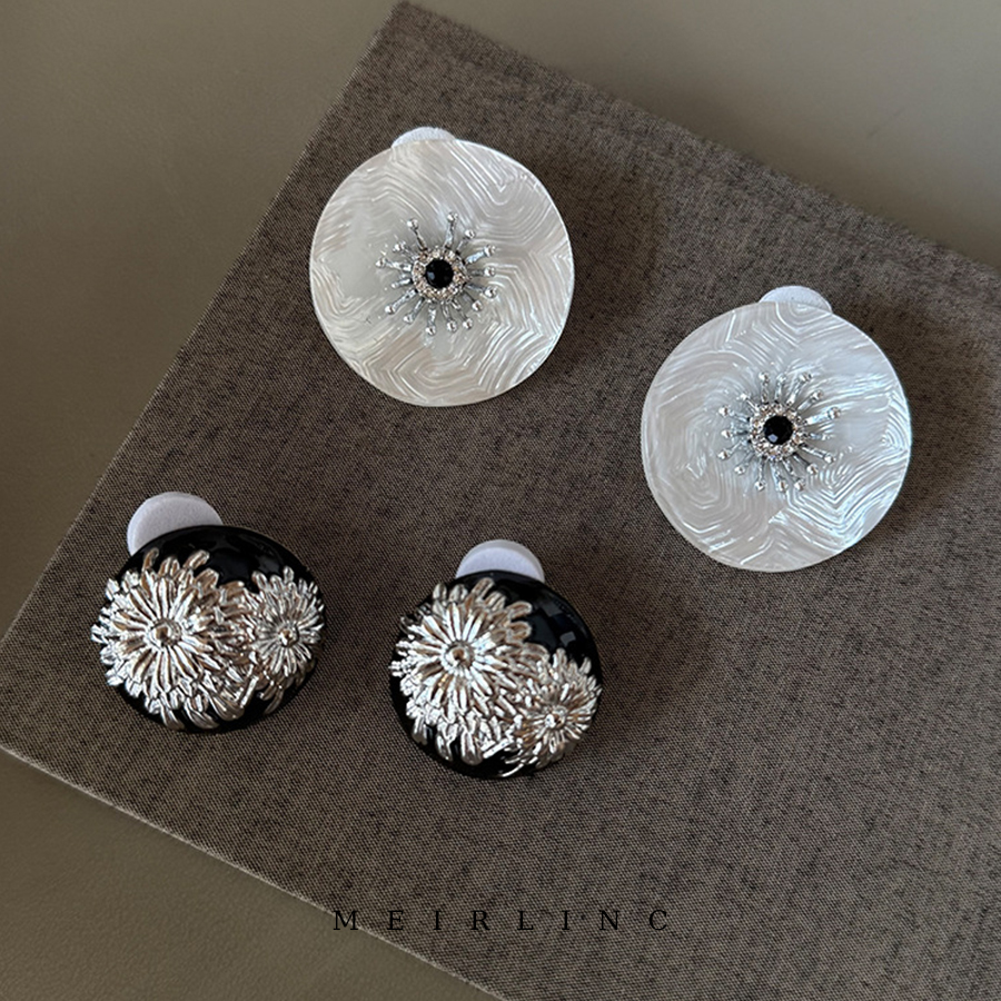 MEIRLINC 原创复古vintage花朵小众设计高级感新款百搭法式气质