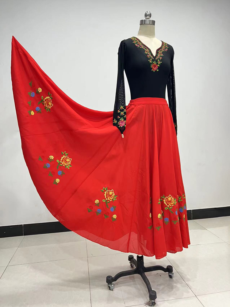 舞研依庫維族舞蹈服裝