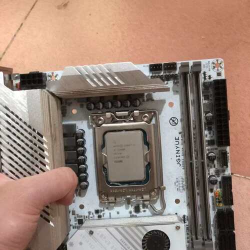 议价精粤B660i 主板