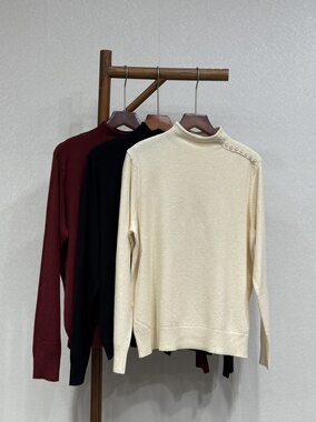 小众设计 修身显瘦百搭扣子 长袖打底毛衣8335