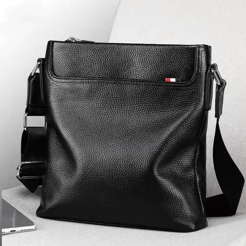 真皮男士斜挎包 商务通勤大容量电脑公文包 纯色日常百搭单肩包包