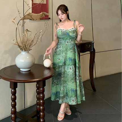 大码女装高级感法式复古温柔风蕾丝花边油画碎花吊带连衣裙1913