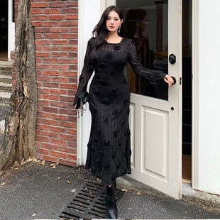 新款 高级感玫瑰提花两件套气质连衣裙胖mm显瘦春季 2027 女装 大码