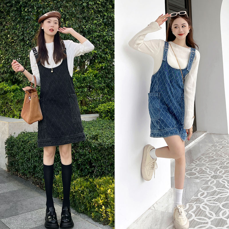 美洋MEIYANG【现货】可爱多背带裙 减龄牛仔U领立体提花A字短裙