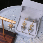 银冬圆舞曲 Missing原创雪花锆石精致银白圣诞新年耳饰耳夹