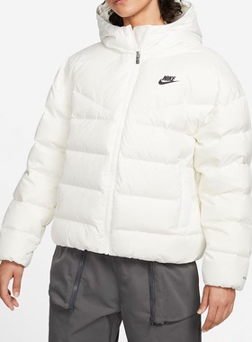 Nike耐克新款女子保暖连帽防风运动休闲百搭羽绒服外套DQ5904-133