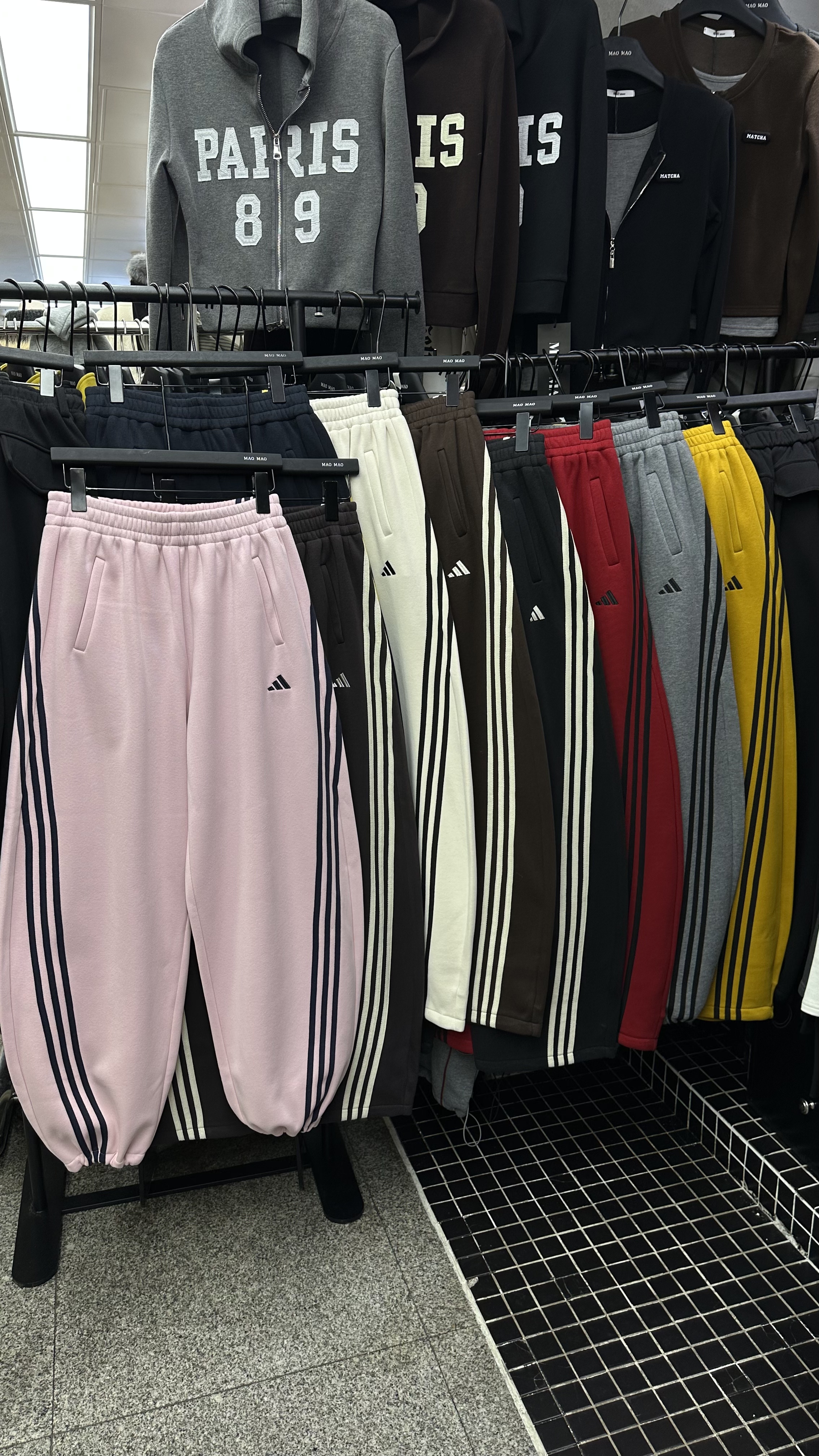 Maomao重工刺绣加绒加厚秋冬美式侧边条纹运动裤女抽绳束脚拖地裤