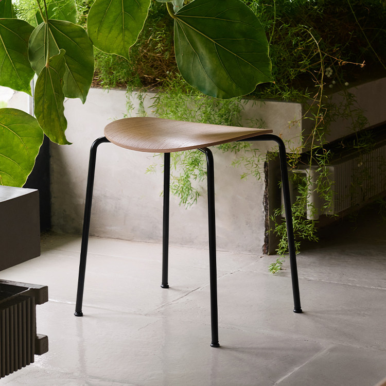 &Tradition北欧餐凳换鞋凳高脚凳