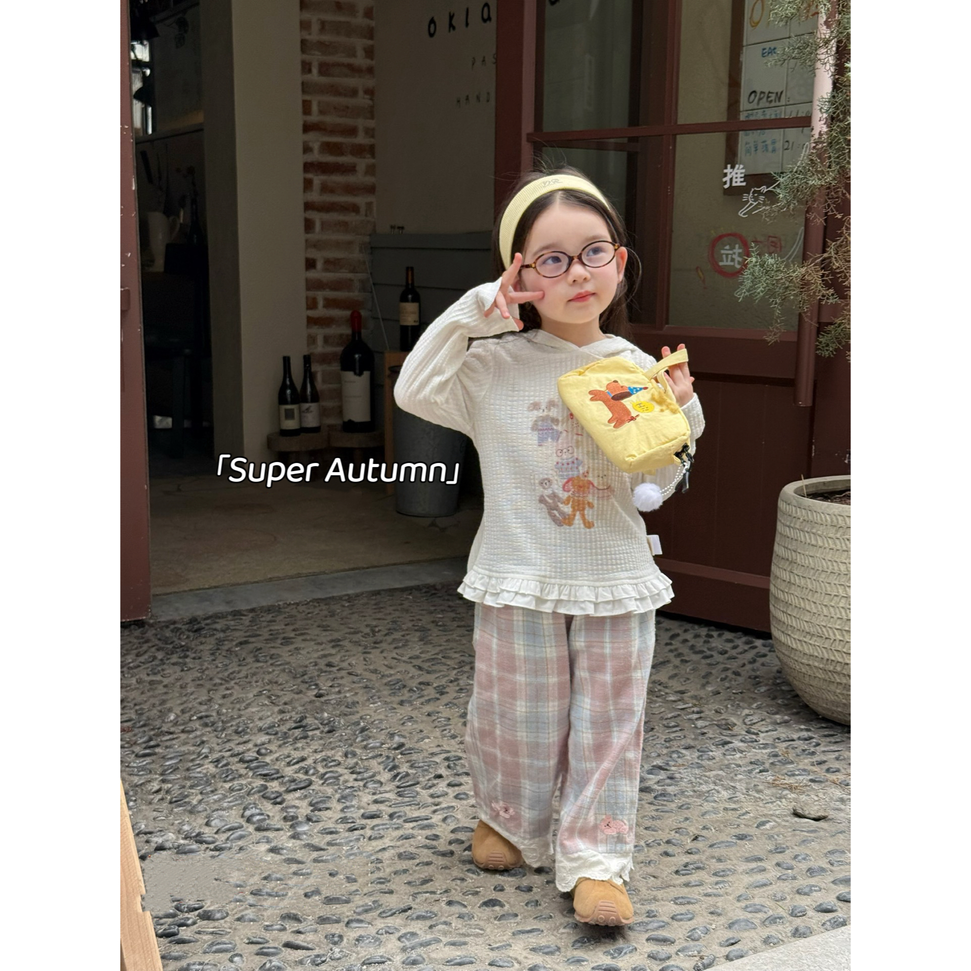 女童秋季连帽卡通花边T