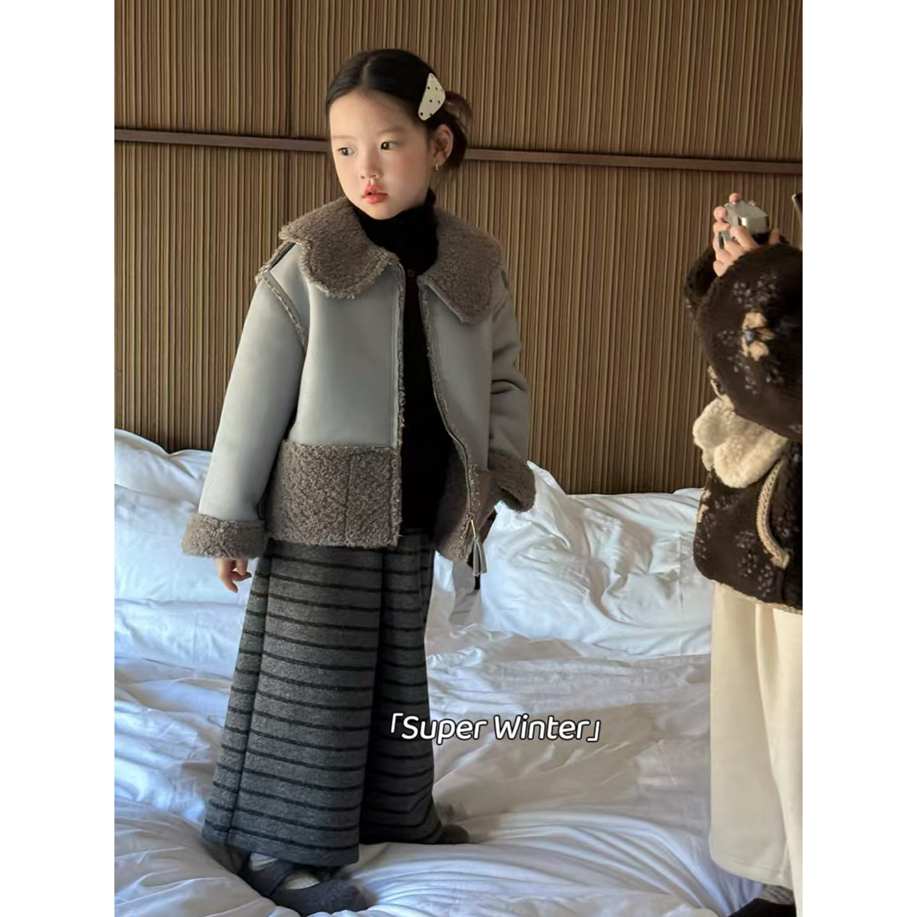 女童冬季皮毛一体羊羔毛外套
