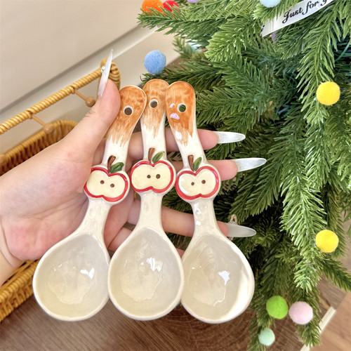 苹果可爱少女心立体手绘陶瓷勺子