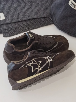 1303欧洲站真皮加绒冬款德训鞋女款2025新款内增高德训星星鞋4083