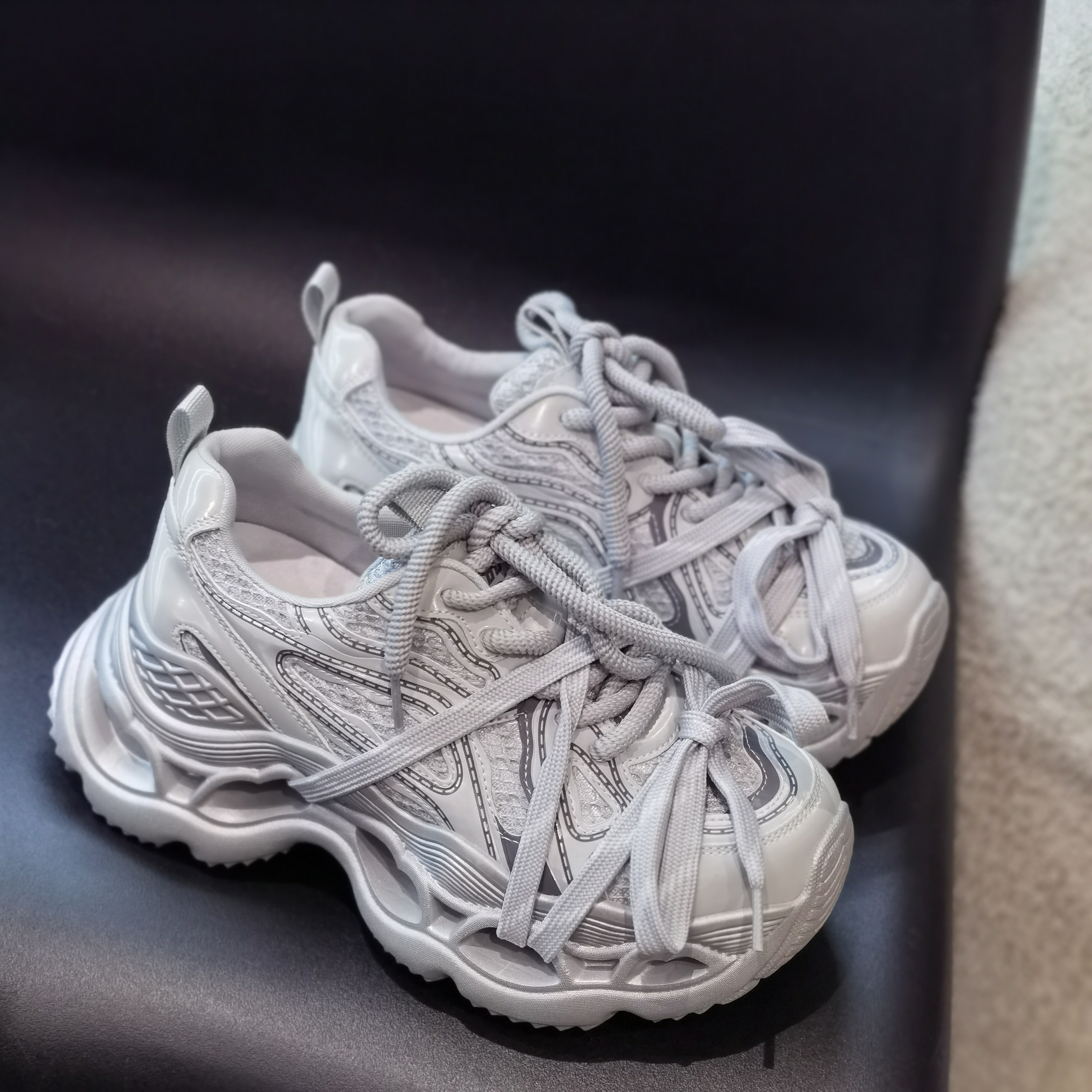 欧洲站新款老爹鞋真皮复古休闲老爹鞋运动厚底鞋街头潮1829