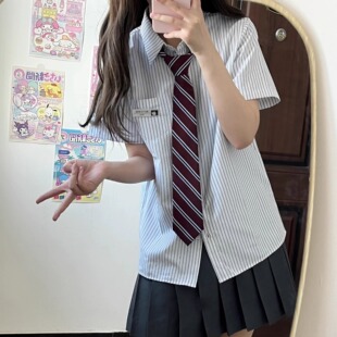 衬衫女短袖修身白色衬衣学院风辣妹套装韩式条纹上衣川岛私立学院