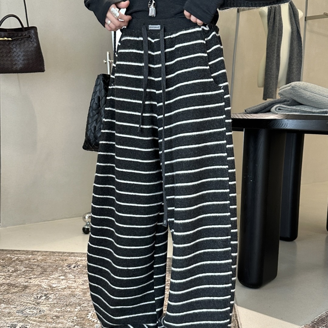 松紧腰条纹宽松阔腿加绒卫裤