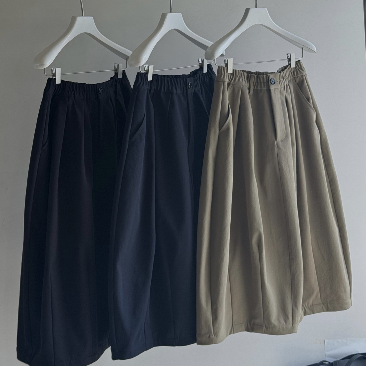 纯色高级感后开叉半身裙西装裙