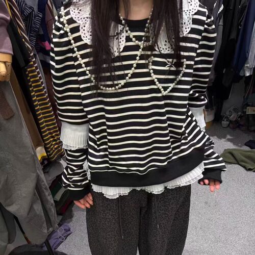 娃娃领条纹拼色假两件套头卫衣