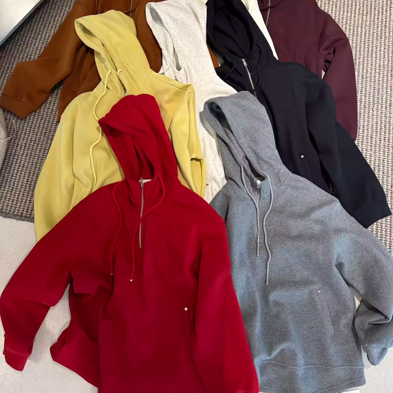 纯色简约高级感宽松套头加绒卫衣