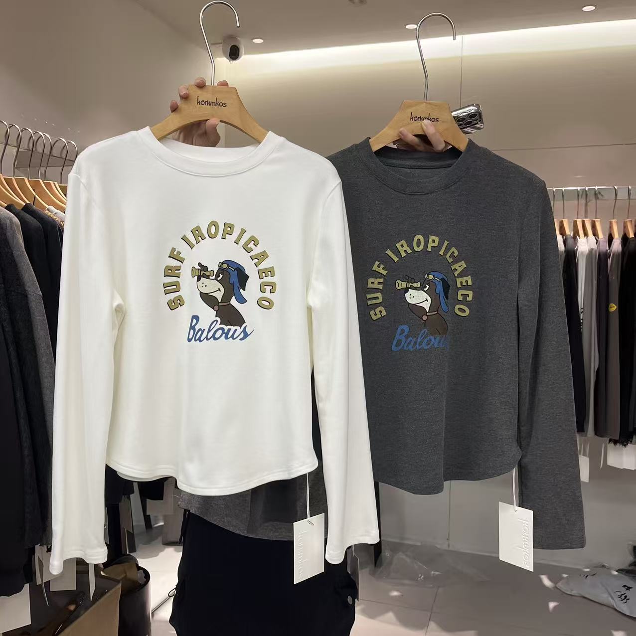 圆领字母卡通T恤长袖百搭上衣