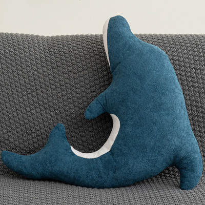 MUJI无印良品海豚异形抱枕柔软