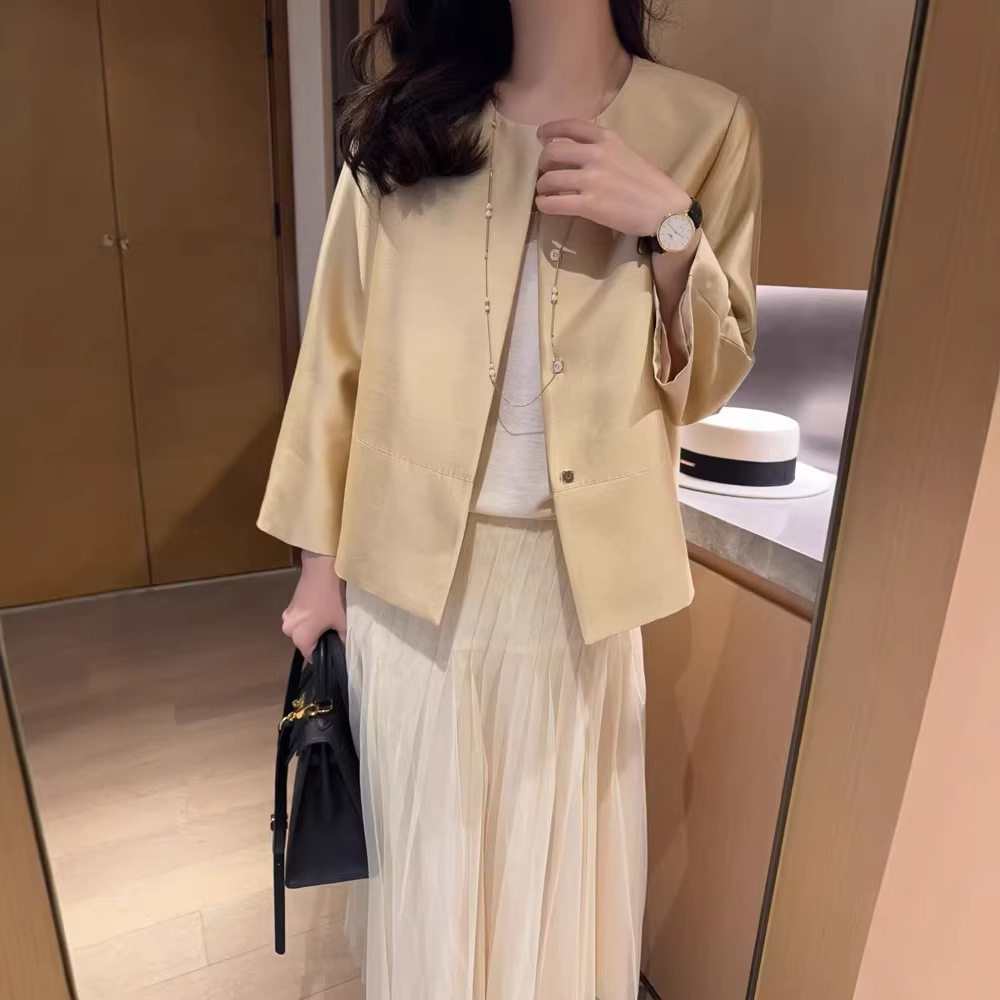 法式小香风丝毛外套精致~气质缎光真丝羊毛长袖短外套女西服