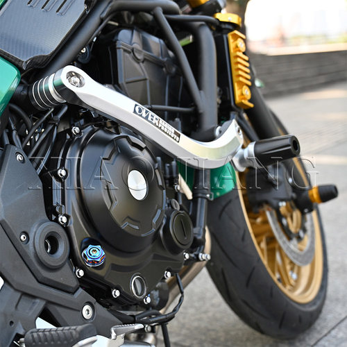 川崎Z650RS车身防摔球