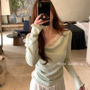 纯欲范小露香肩蕾丝拼接荡领露肩长袖上衣女2025秋季针织衫小衫