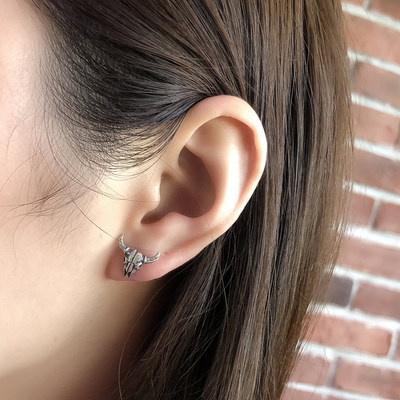 暗夜925纯银防过敏山羊头骨骷髅暗黑系朋克女孩耳钉个性潮男耳饰