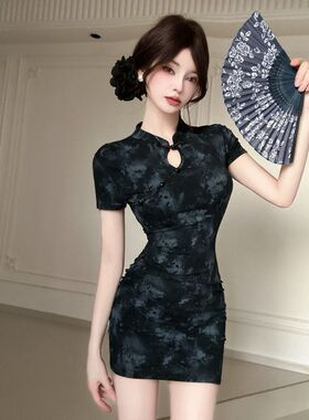 夏季新中式国风年轻款改良旗袍短款紧身性感包臀连衣裙收腰衣服