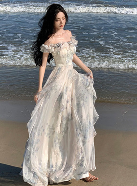 夏季新款海边度假风吊带裙法式荷叶边沙滩连衣裙氛围感长裙