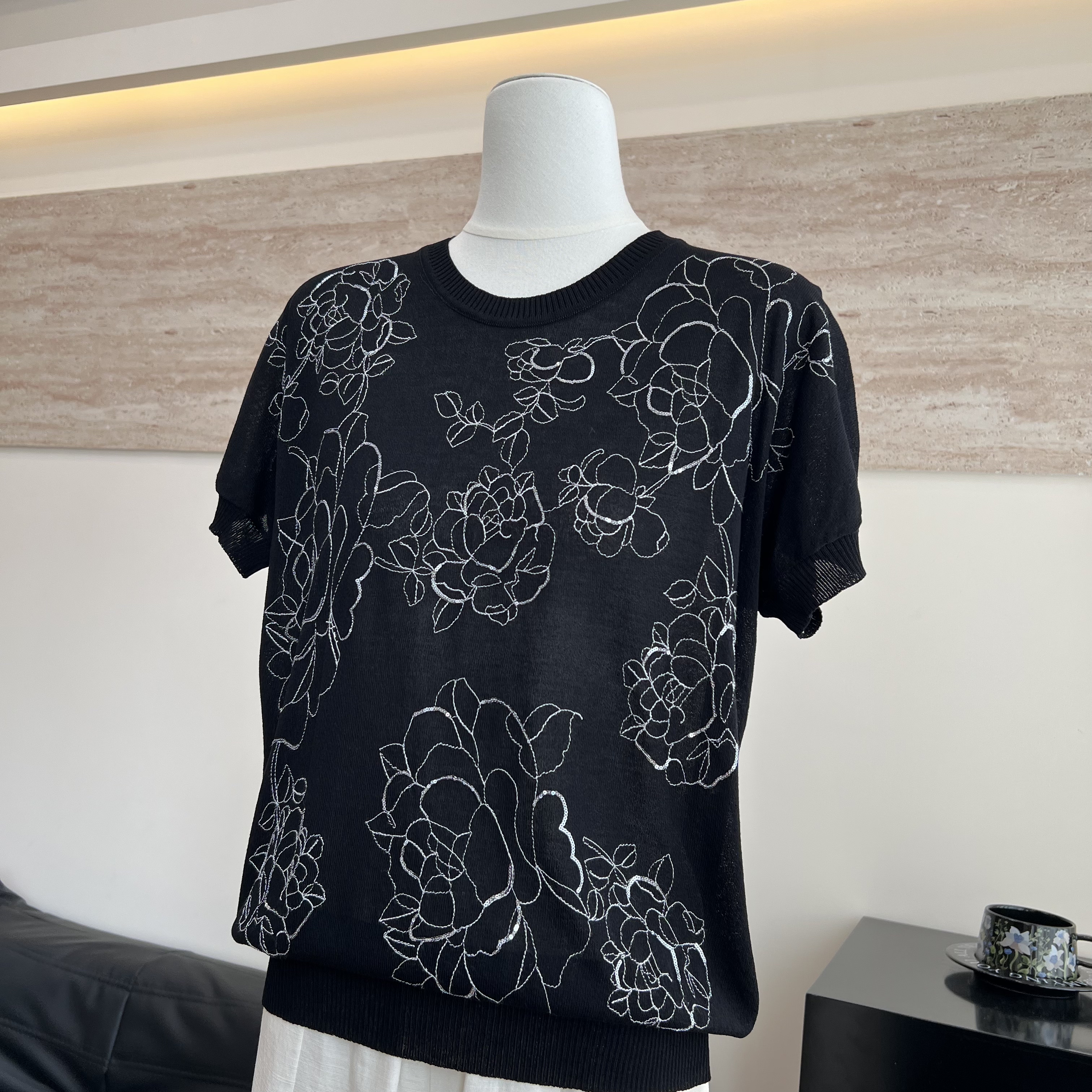 新款妈妈装夏季圆领针织短袖上衣