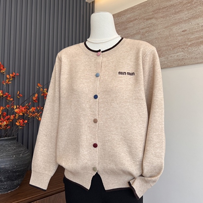 秋季新款针织开衫妈妈装时尚洋气