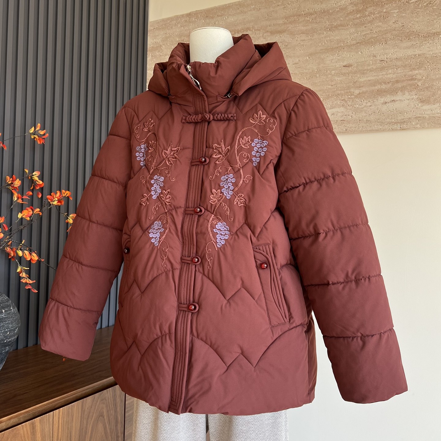 新款妈妈装冬季连帽拉链棉服开衫