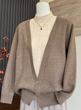 时尚气质新款妈妈装秋冬半高领针织衫上衣中老年女保暖假两件毛衣